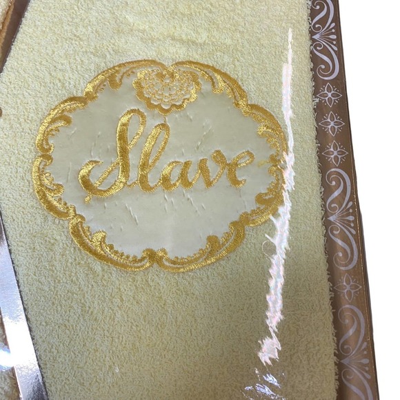 Vintage Decorative Ensemble Yellow‎ Boss Slave Towel Set - Picture 5 of 8